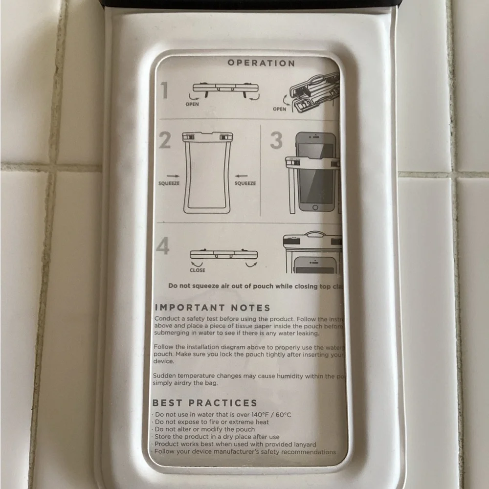 Case Mate Waterproof Floating Phone Pouch Touchscreen Compatible